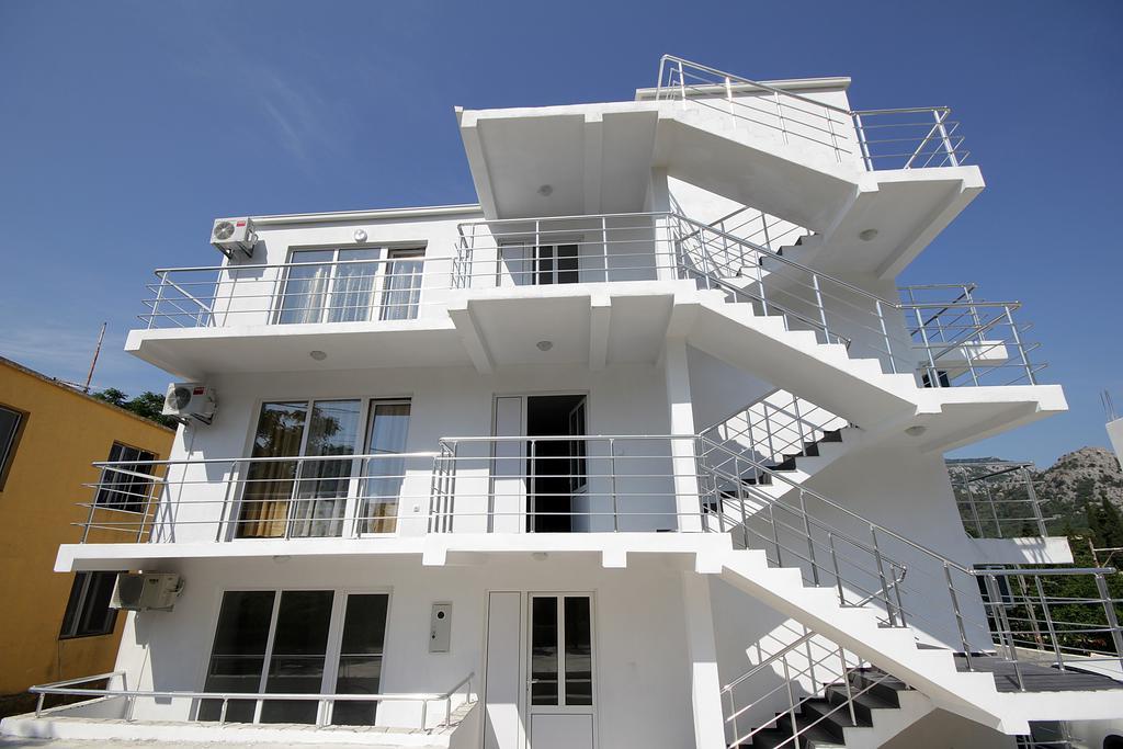 Apartments Victoria 苏托莫雷 外观 照片